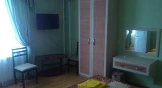 Гостиница Diamant Лазаревское Трехместный номер с общей ванной комнатой-3